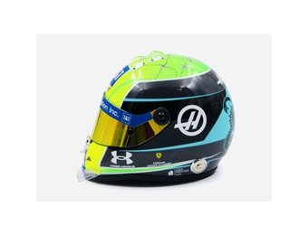 1:2 Helm Mick Schumacher