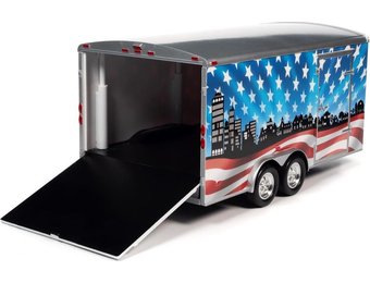 1:18 Enclosed Trailer