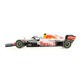 1:18 Red Bull Racing Honda RB16B #11 Sergio Perez Turkish GP 2021 Minichamps