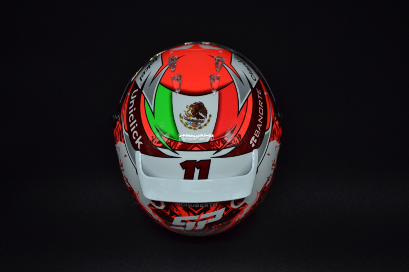 1:2 Helm Sergio Perez Red Bull Honda Österreich 2022