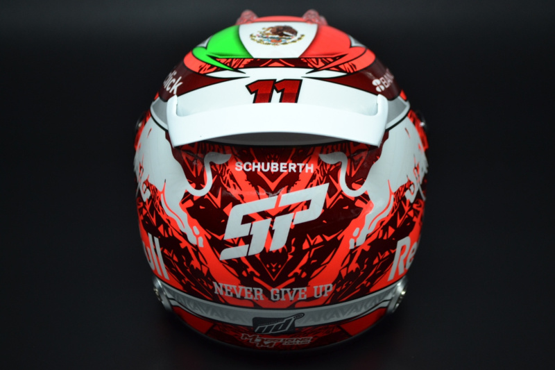 1:2 Helm Sergio Perez Red Bull Honda Österreich 2022