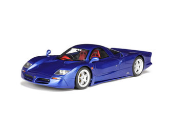 1:18 Nissan R390 GT1
