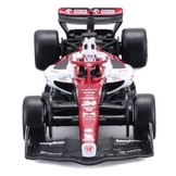 1:43 Alfa Romeo F1 Team Orlen C42 Guanyu Zhou 2022 *Mit Fahrerfigur*