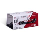 1:43 Alfa Romeo  F1 Team Orlen C42 Guanyu Zhou 2022 *Met figuur*