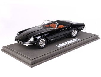 1:18 Ferrari 365 California S/N