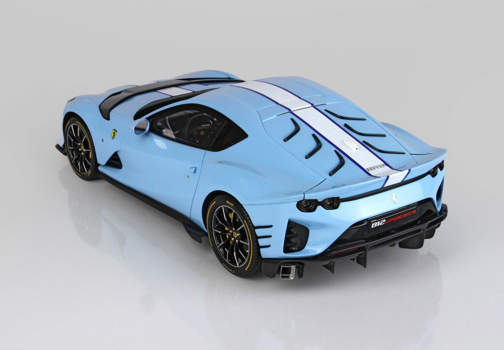 1:18 Ferrari 812 Competizione 'Azzurro la Plata'