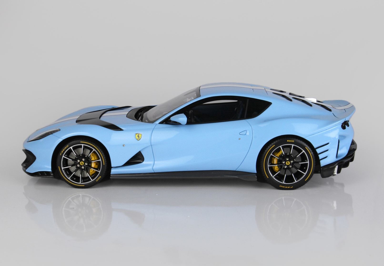 1:18 Ferrari 812 Competizione 'Azzurro la Plata'