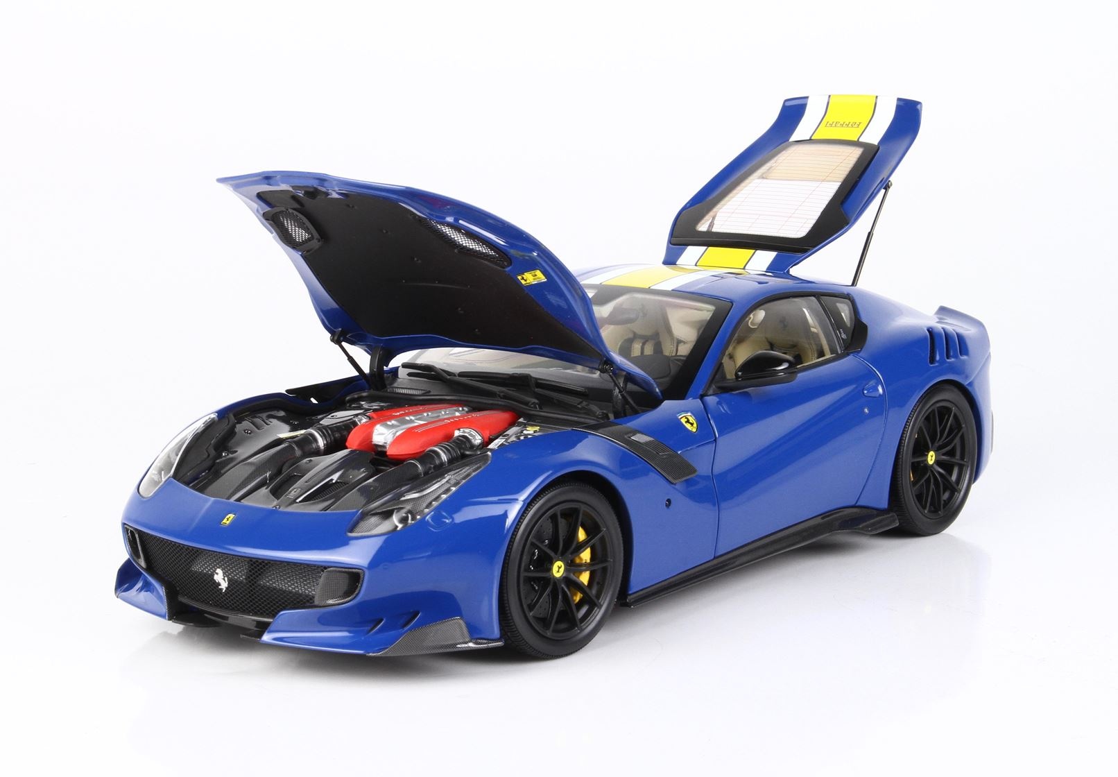 1:18 Ferrari F12 TDF 'Azzurro Dino'