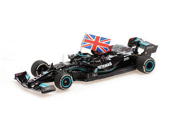 1:43 Mercedes AMG W12 L. Hamilton