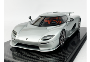 1:18 Koenigsegg CC850