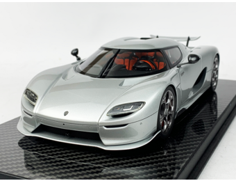 1:18 Koenigsegg CC850