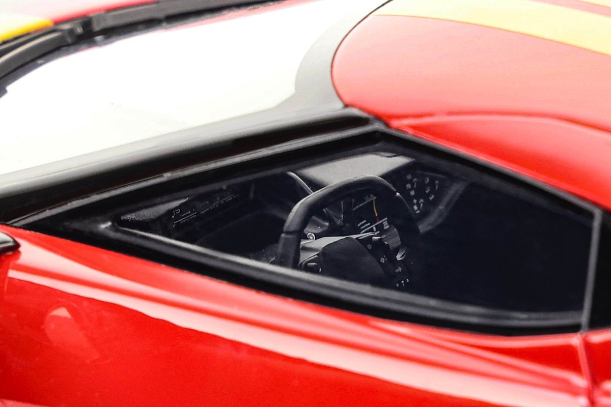 1:18 Ford GT Heritage Edition Red
