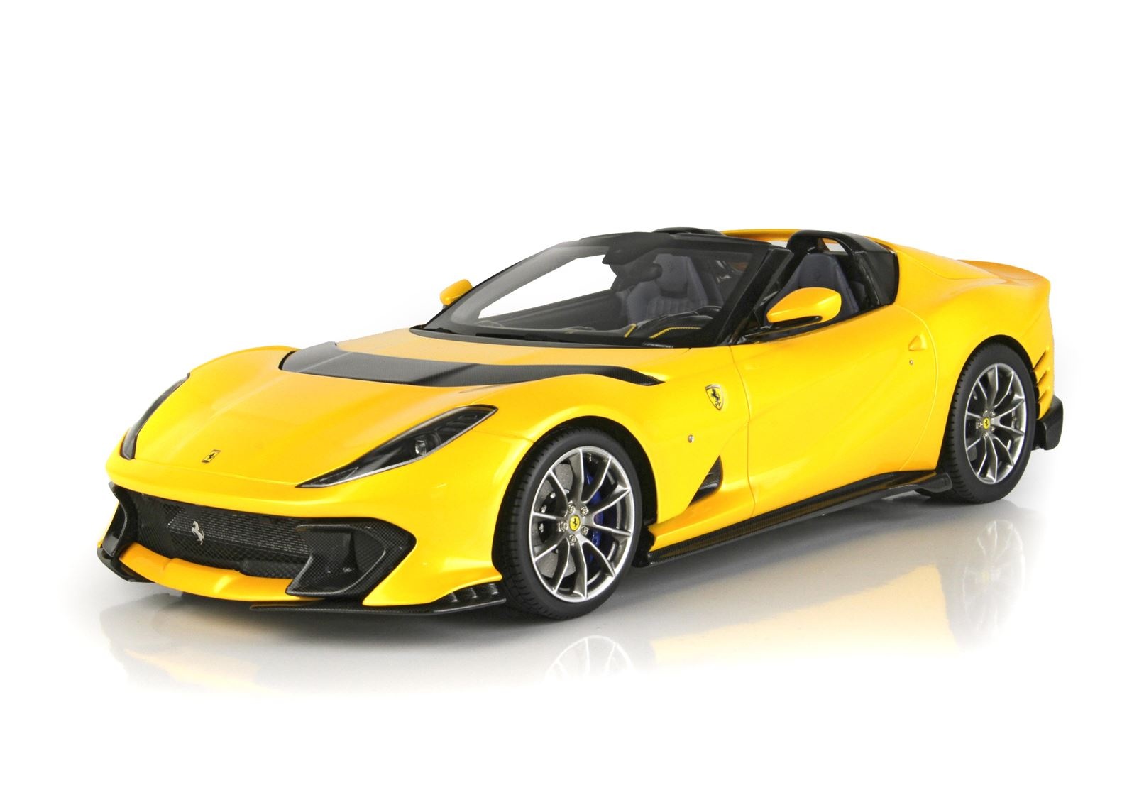 1:18 Ferrari 812 Competizione A Giallo Tristrato BBR