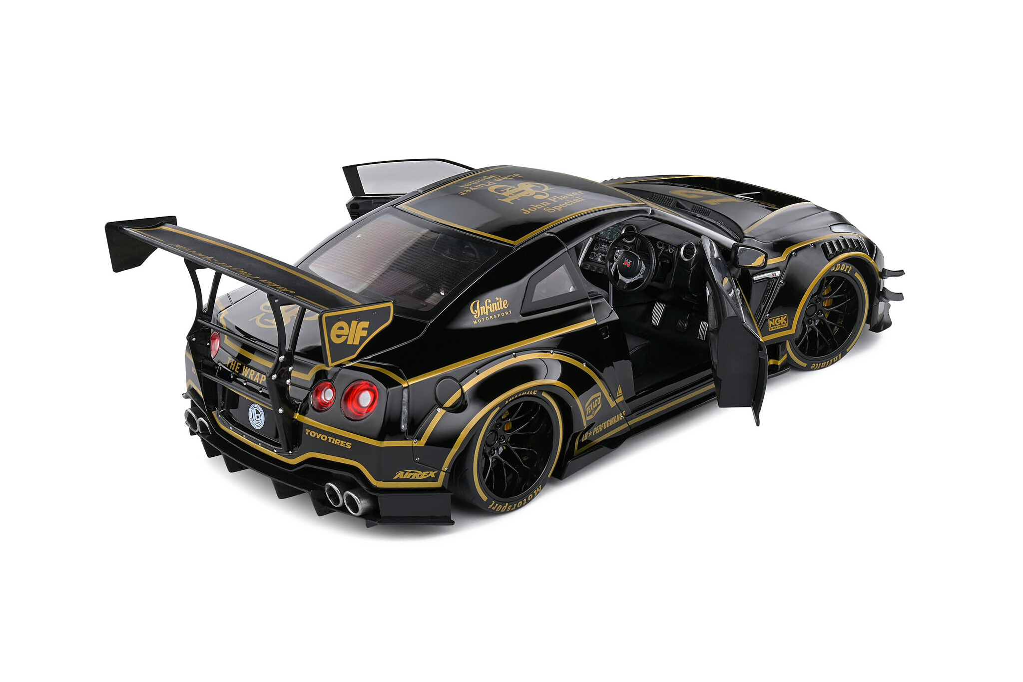 1:18 Nissan GT-R R35 LB WORKS #12 Solido