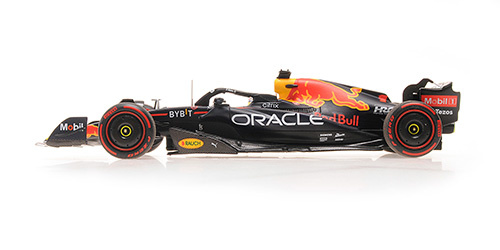 1:43 Red Bull RB18 Verstappen 'Winner Spanish GP 2022' Minichamps