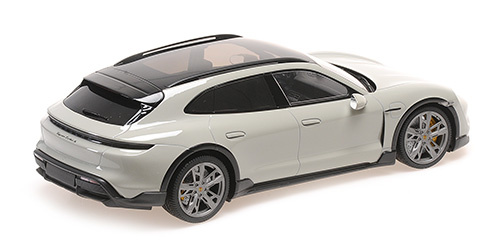 1:18 Porche Taycan Cross Tourismo Turbo S 2021