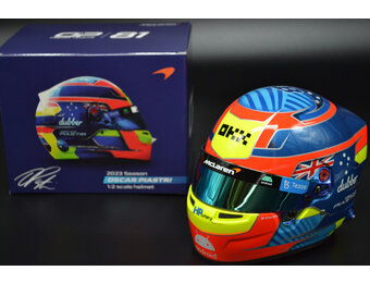 1:2 Helm Piastri 2023