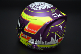 1:2 Helm #24 Zhou Guanyu Seizoen 2023