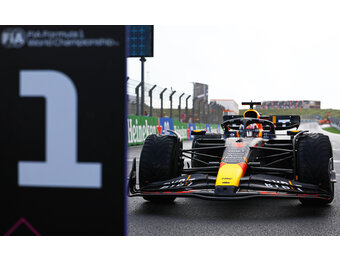 1:18 Oracle Red Bull Racing RB19, M. Verstappen