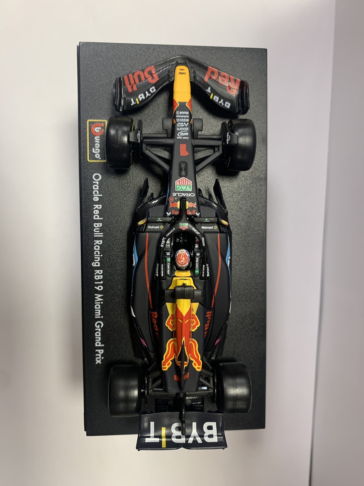 Model car Red Bull Verstappen Miami 2023, Bburago