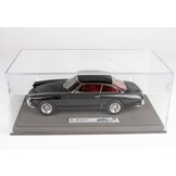 1:18 Ferrari 330 GT 2+2 SN 5349, Jahr 1963 - Modellauto mit Vitrine