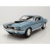 Ford Mustang GT Cobra 1968 in Blauw/Zwart Schaal 1:18 van Maisto