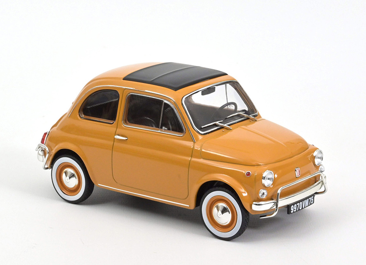 Fiat 500 L 1969 in Positano Geel Schaal 1:18 van Norev