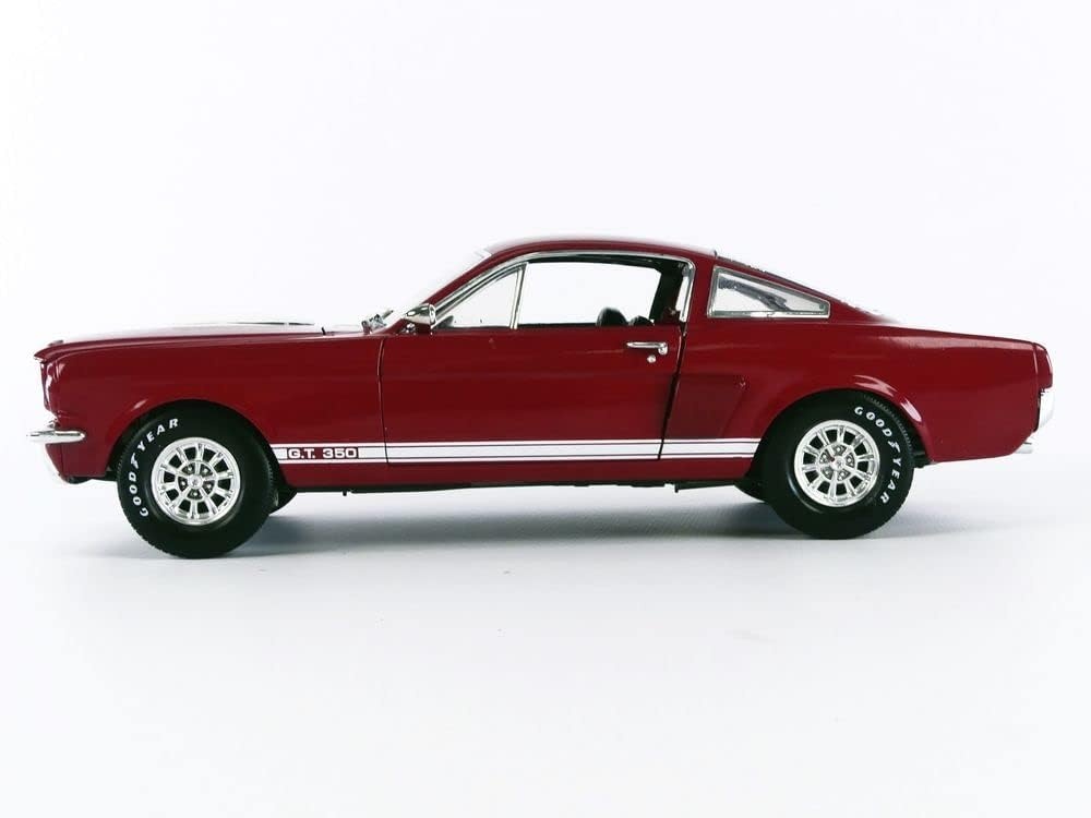 Shelby Mustang GT350 1966 Rood/Wit Schaal 1:18 van Shelby Collectibles
