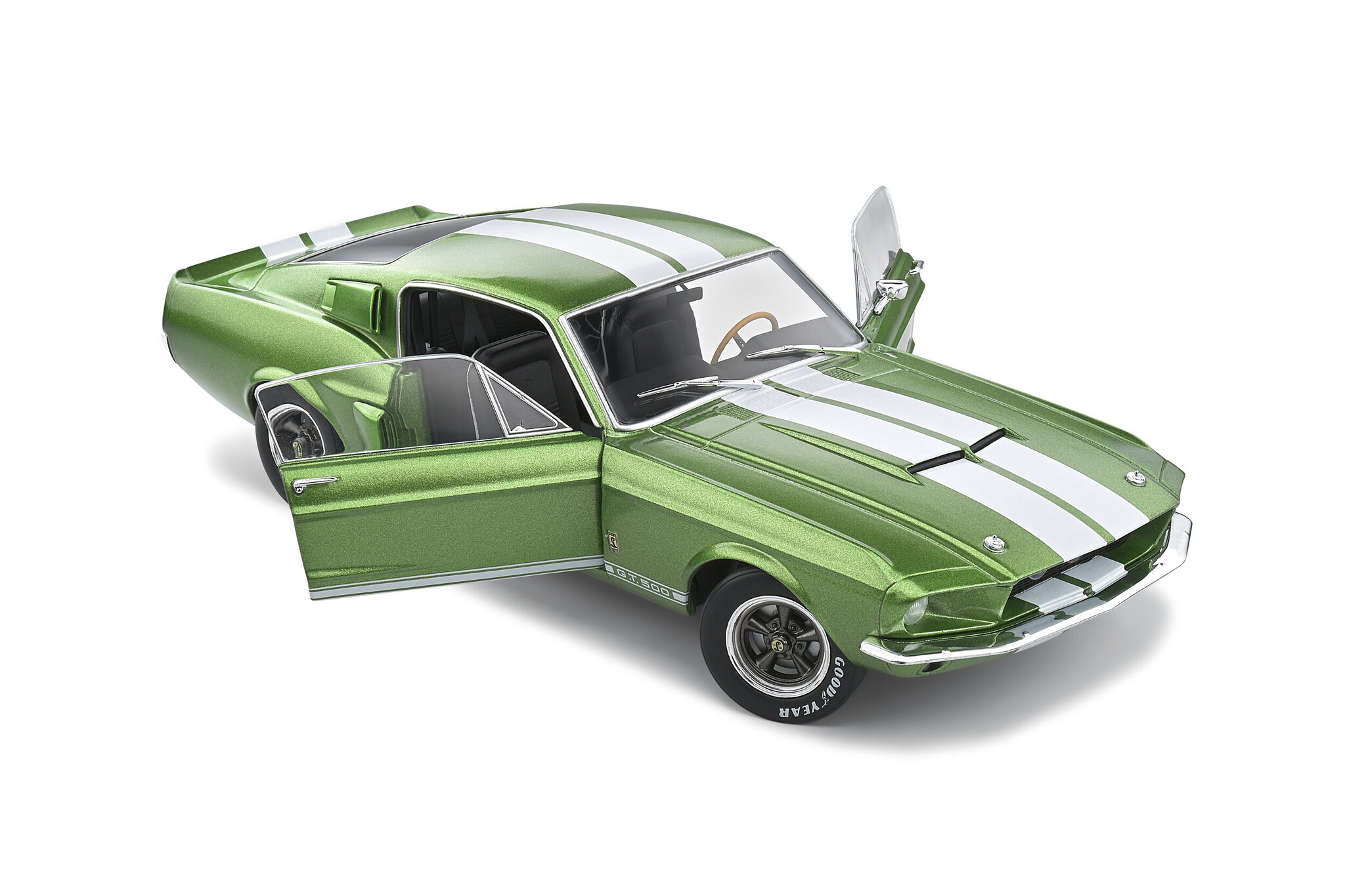 Shelby Mustang GT500 1967 Lime Green with White Stripes Scale 1:18 by Solido