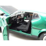 Ford Mustang Mach I 351 Ram Air 1971 Groen Schaal 1:18 van SunStar