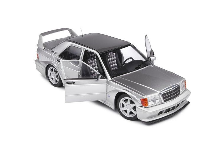 1:18 Mercedes Benz 190E Evo2 '90 (W201), zilver
