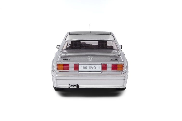 1:18 Mercedes Benz 190E Evo2 '90 (W201), zilver