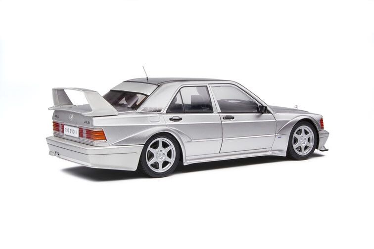 1:18 Mercedes Benz 190E Evo2 '90 (W201), zilver