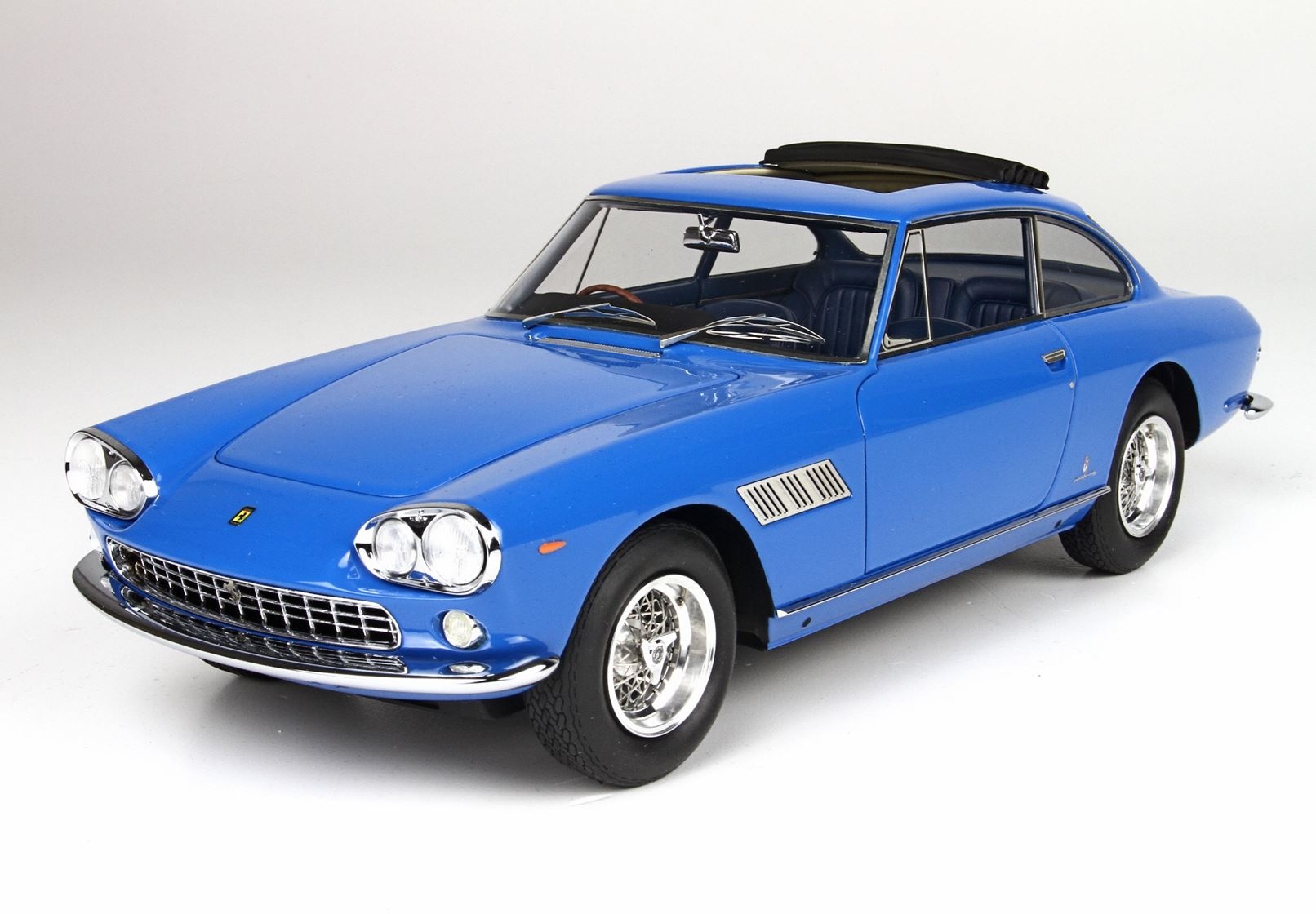 1:18 Ferrari 330 GT 2+2 Personal Car John Lennon
