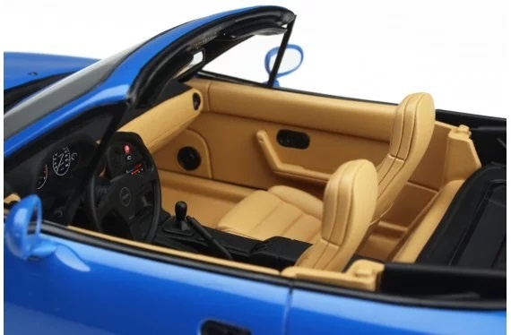 1:18 Mazda MX5 1990 'Blue'