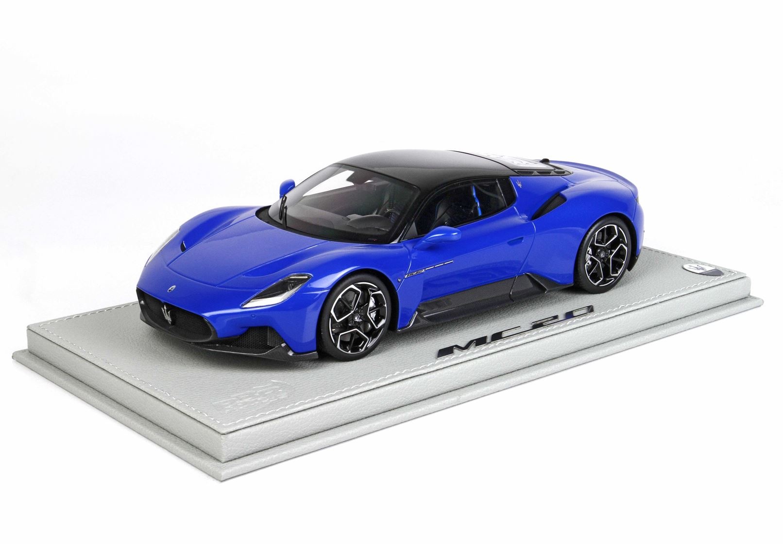 1:18 Maserati MC20 'Blu Infinito'