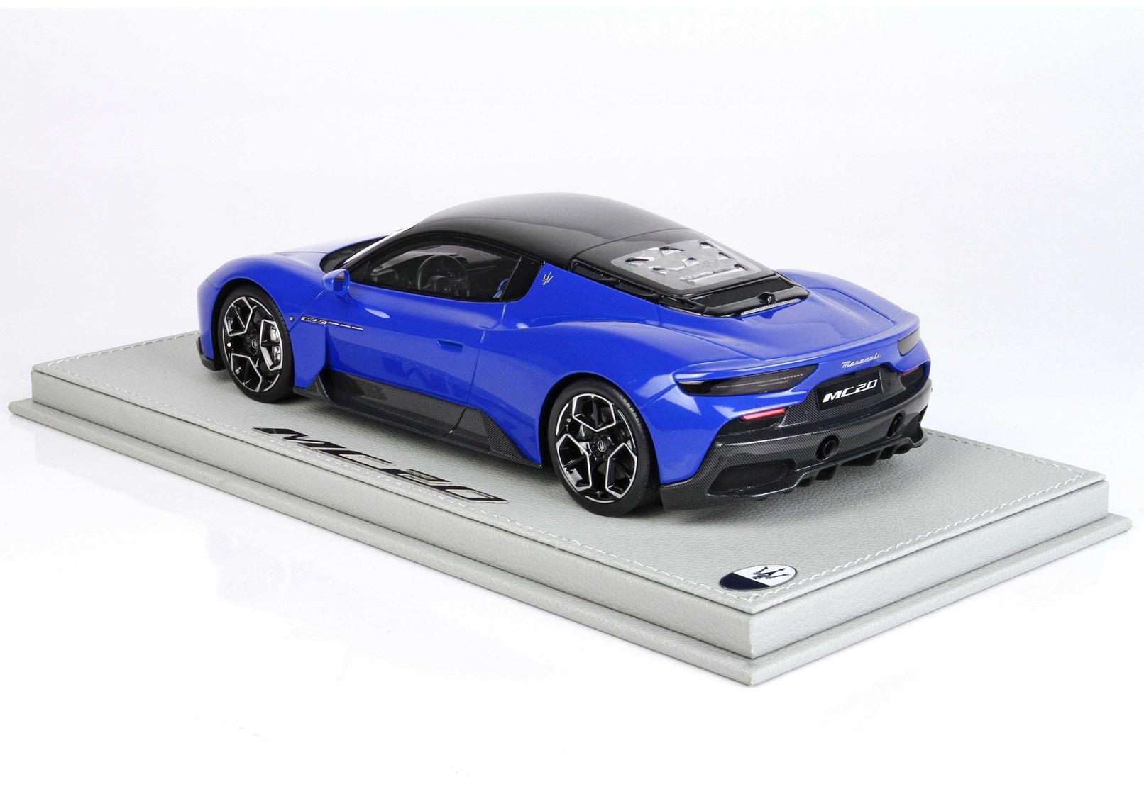 1:18 Maserati MC20 'Blu Infinito'