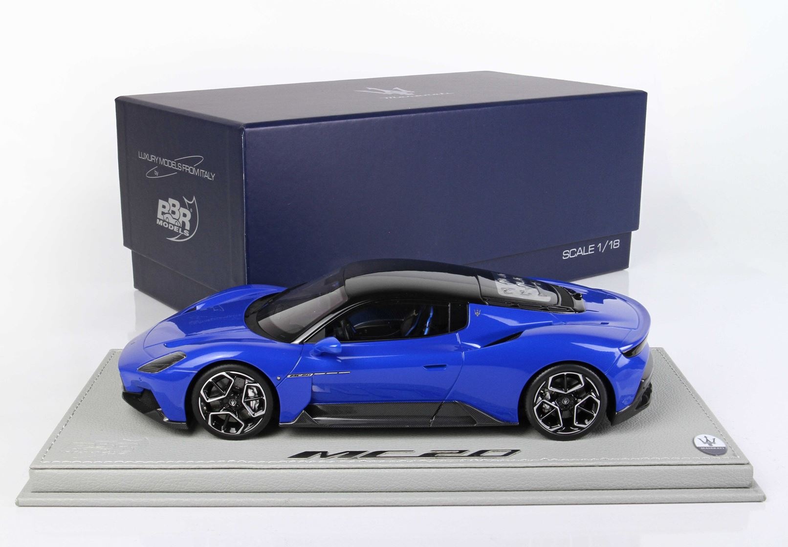 1:18 Maserati MC20 'Blu Infinito'
