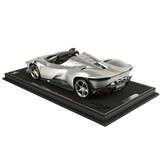 1:18 Ferrari Daytona SP3 Argento Nurburgring