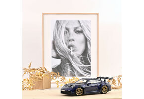 1:18 Porsche 911 GT3 RS 2022 'Gentian Blue'