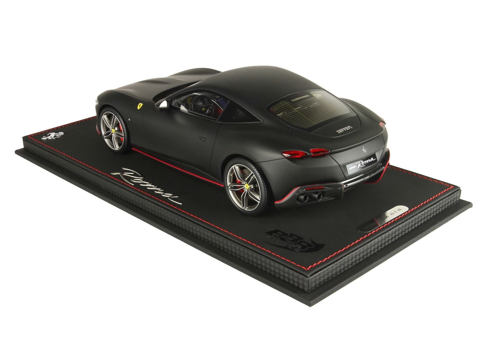1:18 Ferrari Roma Nero Opaco Mat Zwart