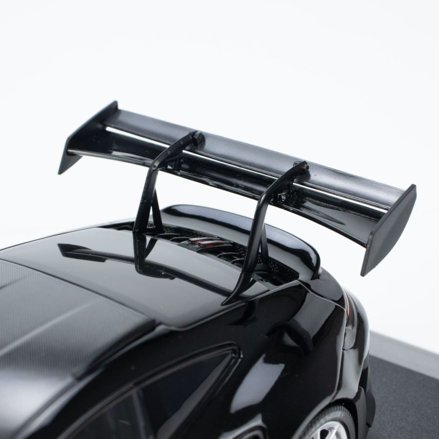 1:18 Porsche 911 (992) GT3RS 2023 met Zilveren Velgen