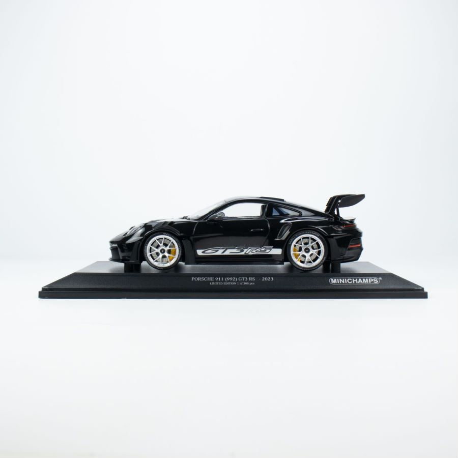 1:18 Porsche 911 (992) GT3RS 2023 met Zilveren Velgen