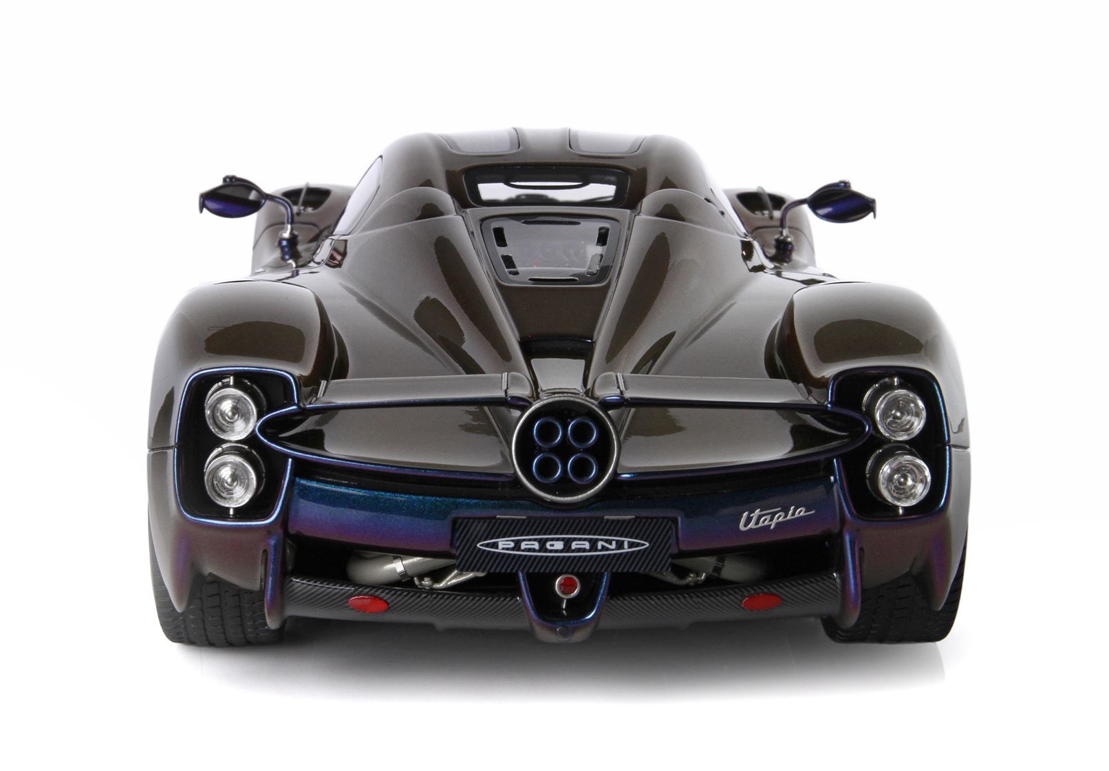 1:18 Pagani Utopia Chameleon 2022 Limited Edition 1/48 pcs.
