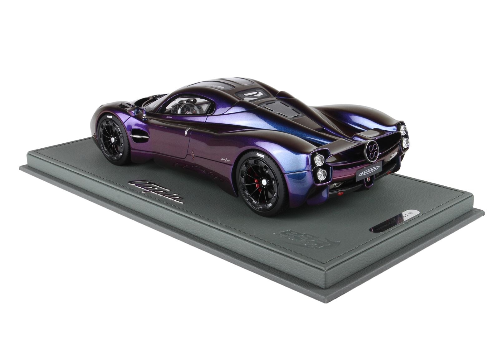 1:18 Pagani Utopia Chameleon 2022 Limited Edition 1/48 pcs.