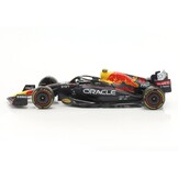 1:43 Red Bull Racing RB18 #11 Sergio Perez 2022 - Bburago
