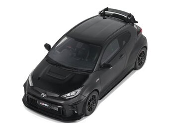 1:18 Toyota Yaris GR (Circuit Package) Zwart 2022