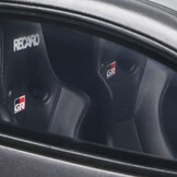 1:18 Toyota Yaris GR (Circuit Package) Zwart 2022