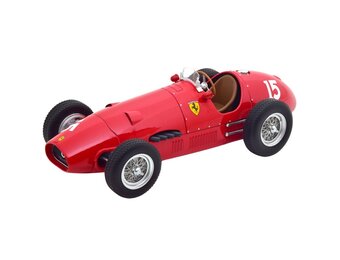 1:18 Ferrari 500 World Champion 1952