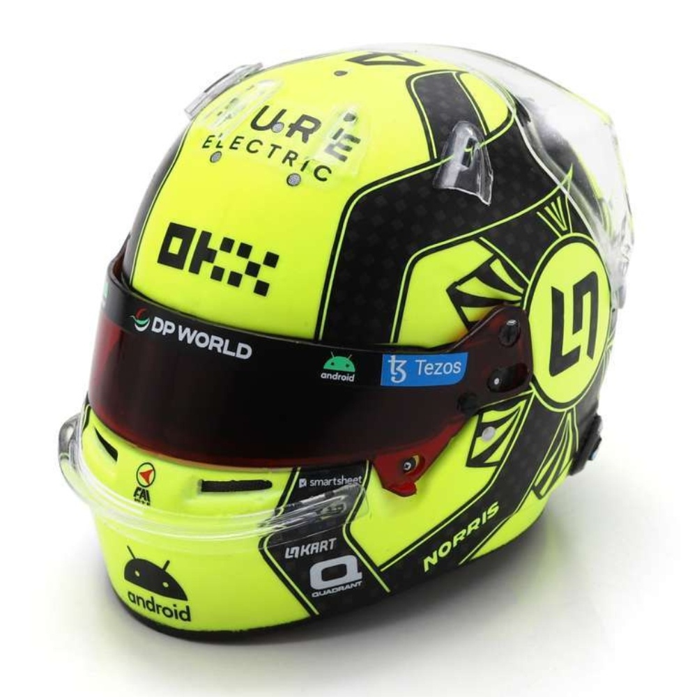1:5 Helm Lando Norris McLaren F1 Team GP Bahrain 2023